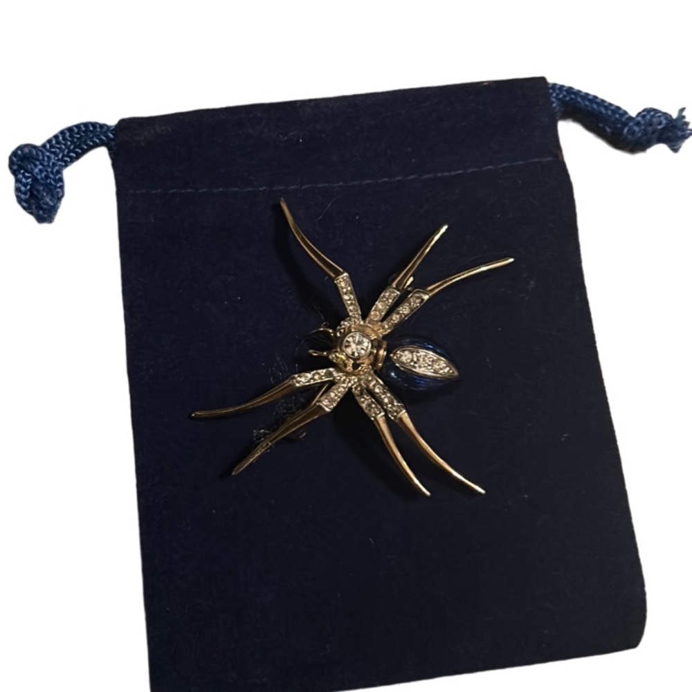 Gorgeous Vintage Spider Tarantula blue enamel goldtone. Perfect for Halloween! - Picture 2 of 3